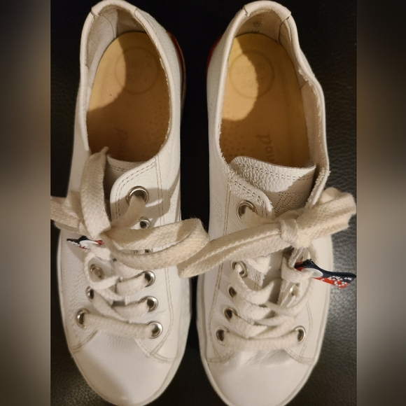 Paul Green Carly Low Top Sneaker, size 5.5 - Picture 2 of 11